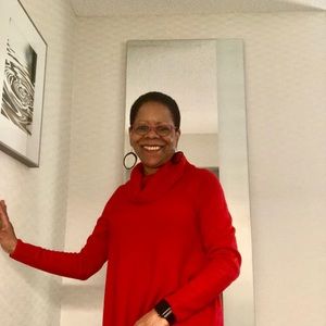 Meet your Posher, Ava